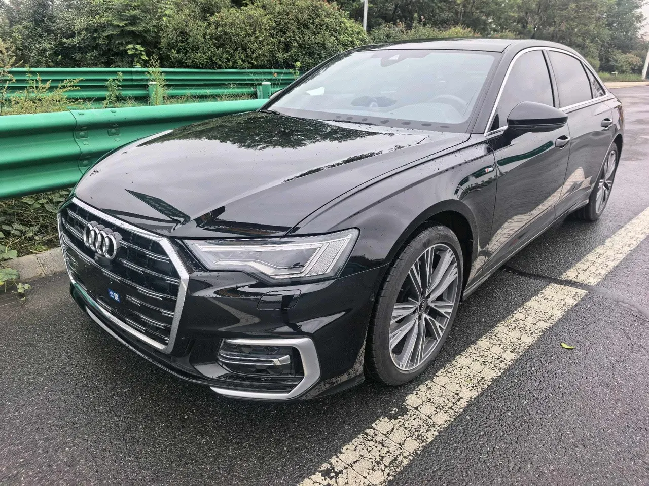 Open image lightbox: Audi 2025 A6L 2.0TFSI 45TFSI Quattro Selected Dynamic Automatic