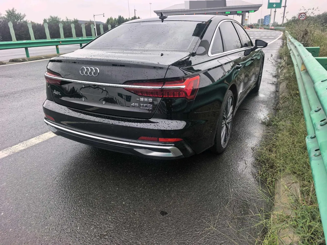 Audi 2025 A6L 2.0TFSI 45TFSI Quattro Selected Dynamic Automatic 6