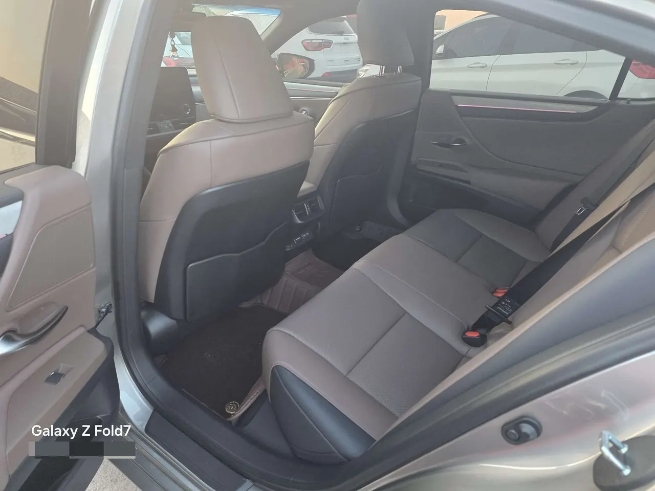 Lexus ES (Imported) 2025 ES200 2.0 Stepless Edition Automatic Gear 5