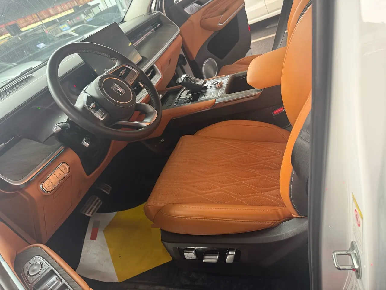 Tank 2023 Tank 500 48V 3.0T Sports Edition Dengfeng 5-seat Automatic Gear 6