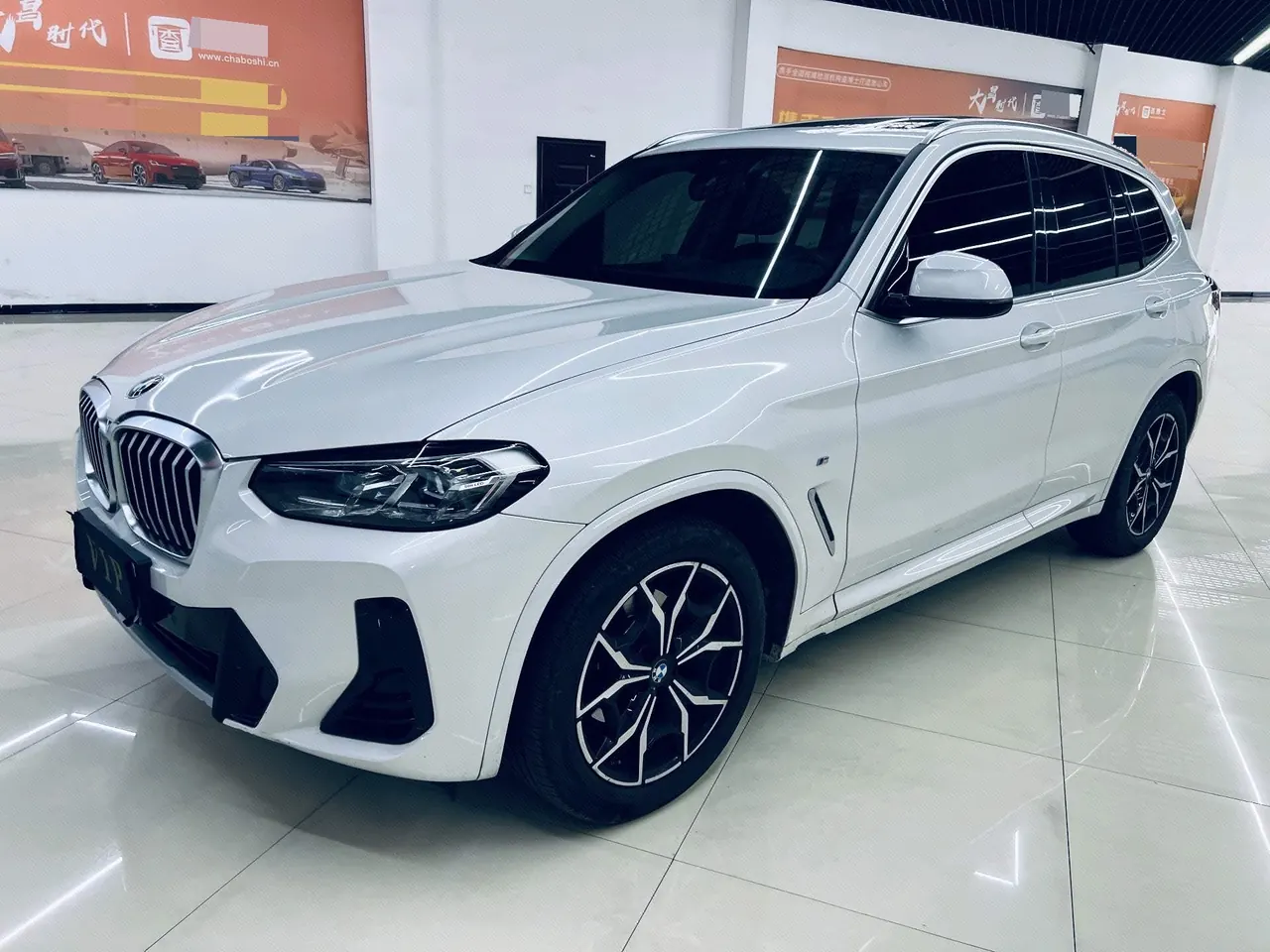 Открыть галерею: BMW 2023 X3 xDrive25i 2.0T M sports suit automatic gear