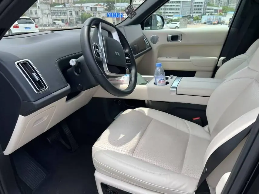 Li 2022 L9 1.5T Max Edition Automatic Gear 2
