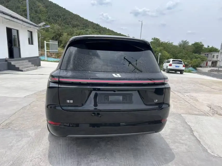 Li 2022 L9 1.5T Max Edition Automatic Gear 6