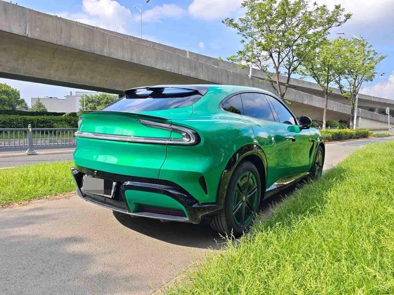 MI 2025 YU7 Long Endurance High Performance Four-wheel Drive Max Edition Automatic Gear 5