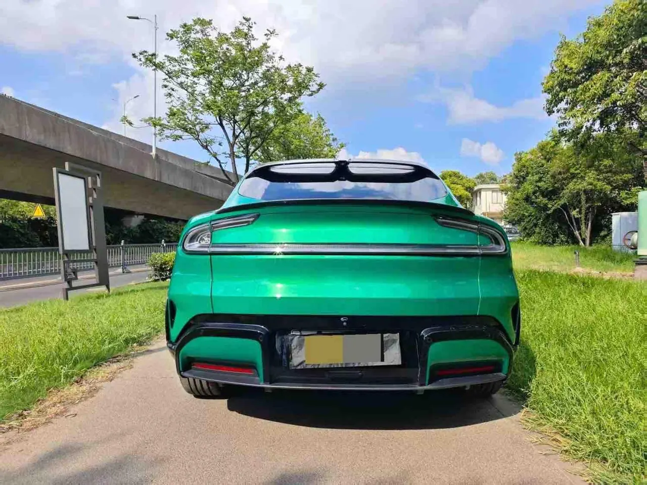 MI 2025 YU7 Long Endurance High Performance Four-wheel Drive Max Edition Automatic Gear 6