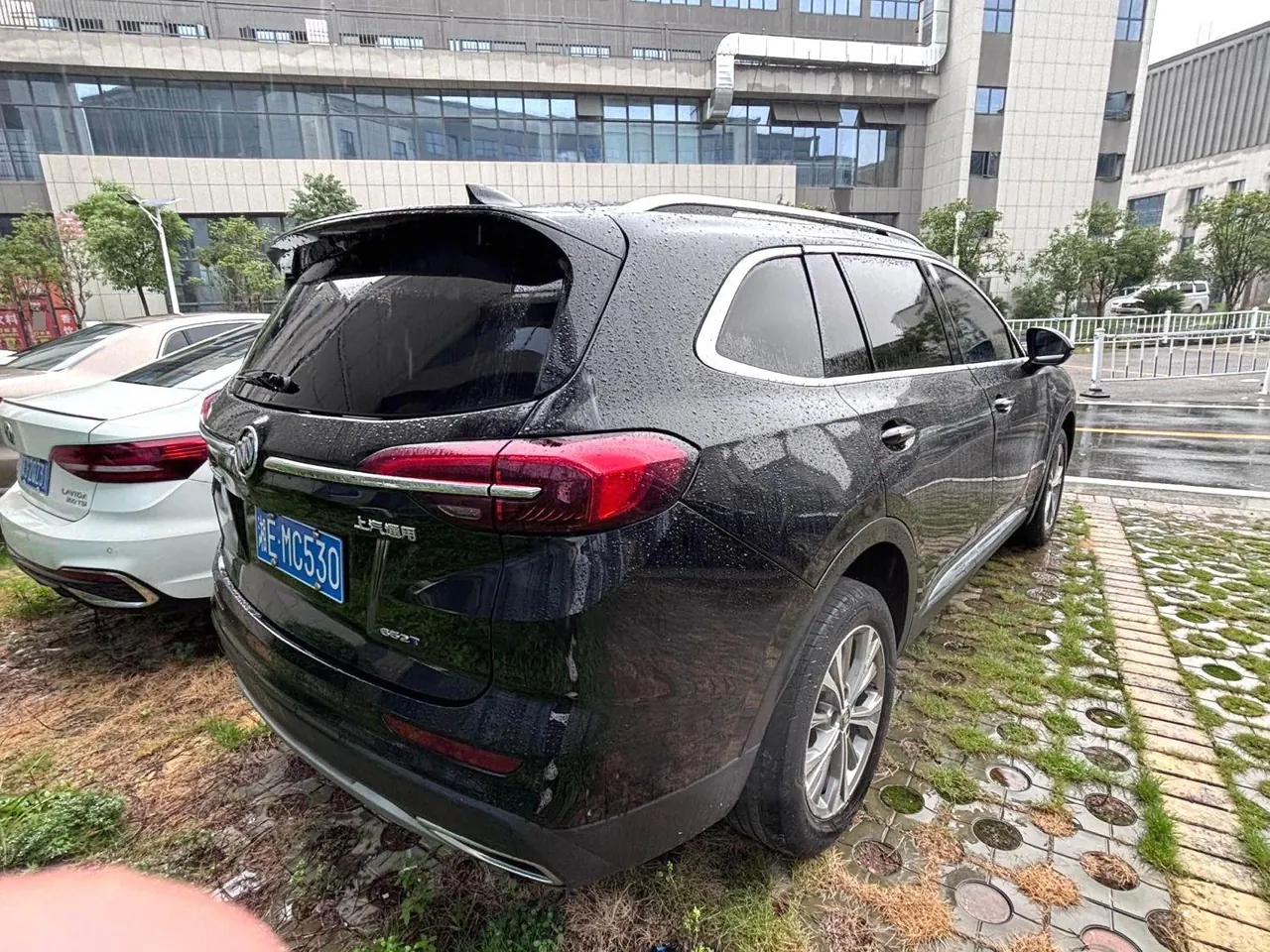 Buick 2023 Angkewei Plus 48V 2.0T 652T Luxury 5-seat Automatic Gear 8