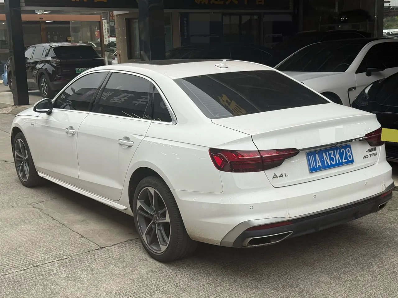 Audi 2022 A4L 2.0TFSI 40TFSI Fashion Dynamic Automatic 3