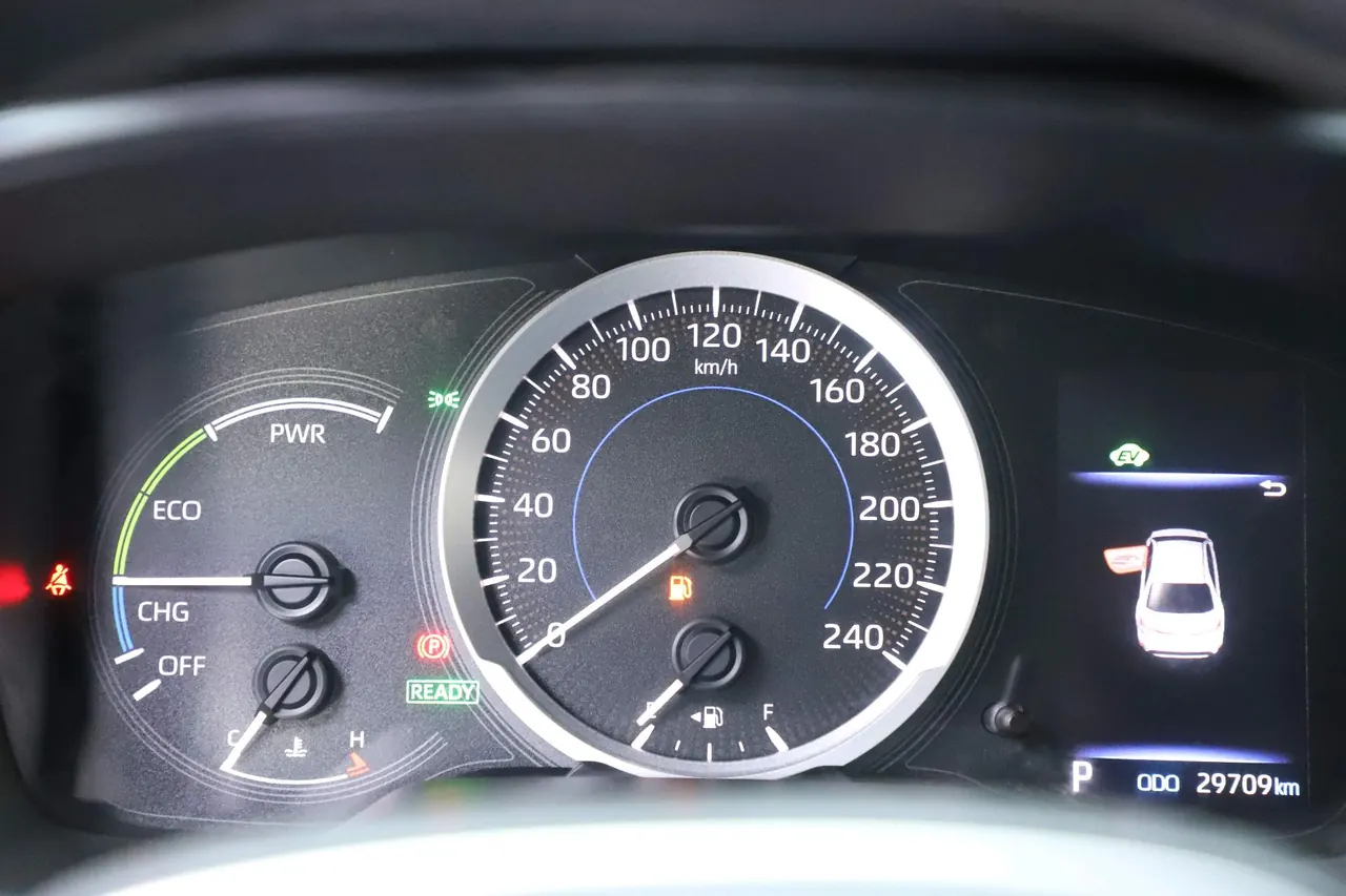 Toyota 2022 Lei Ling Shuangqing 1.8H Stepless Sports Edition Automatic Gear 19