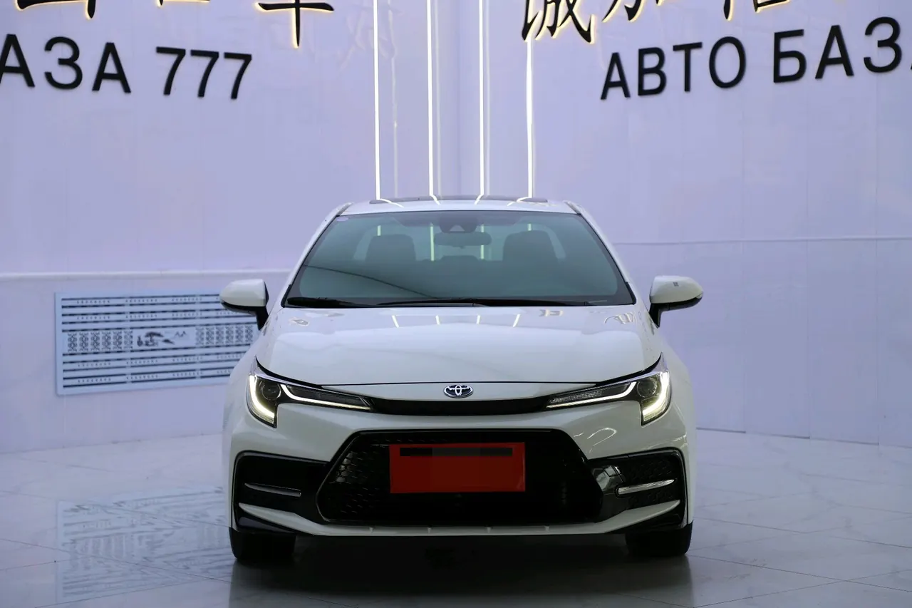 Toyota 2022 Lei Ling Shuangqing 1.8H Stepless Sports Edition Automatic Gear 2