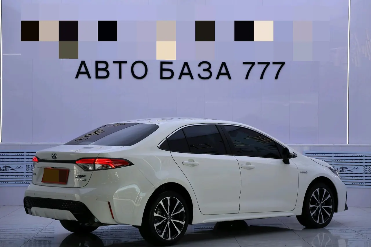 Toyota 2022 Lei Ling Shuangqing 1.8H Stepless Sports Edition Automatic Gear 4