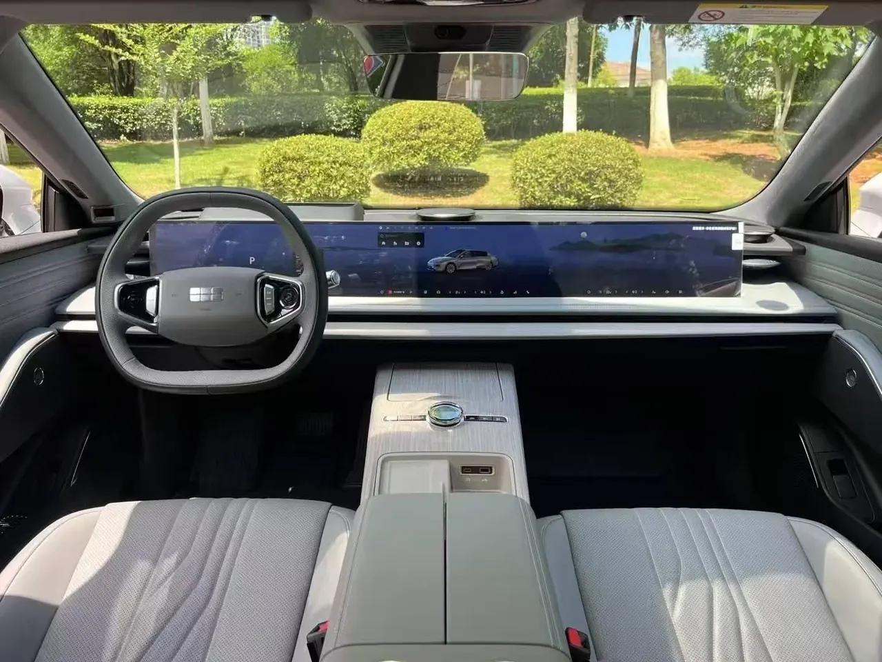 Geely Galaxy 2024 E 8 665km Starship Sailing Edition Automatic Gear 3