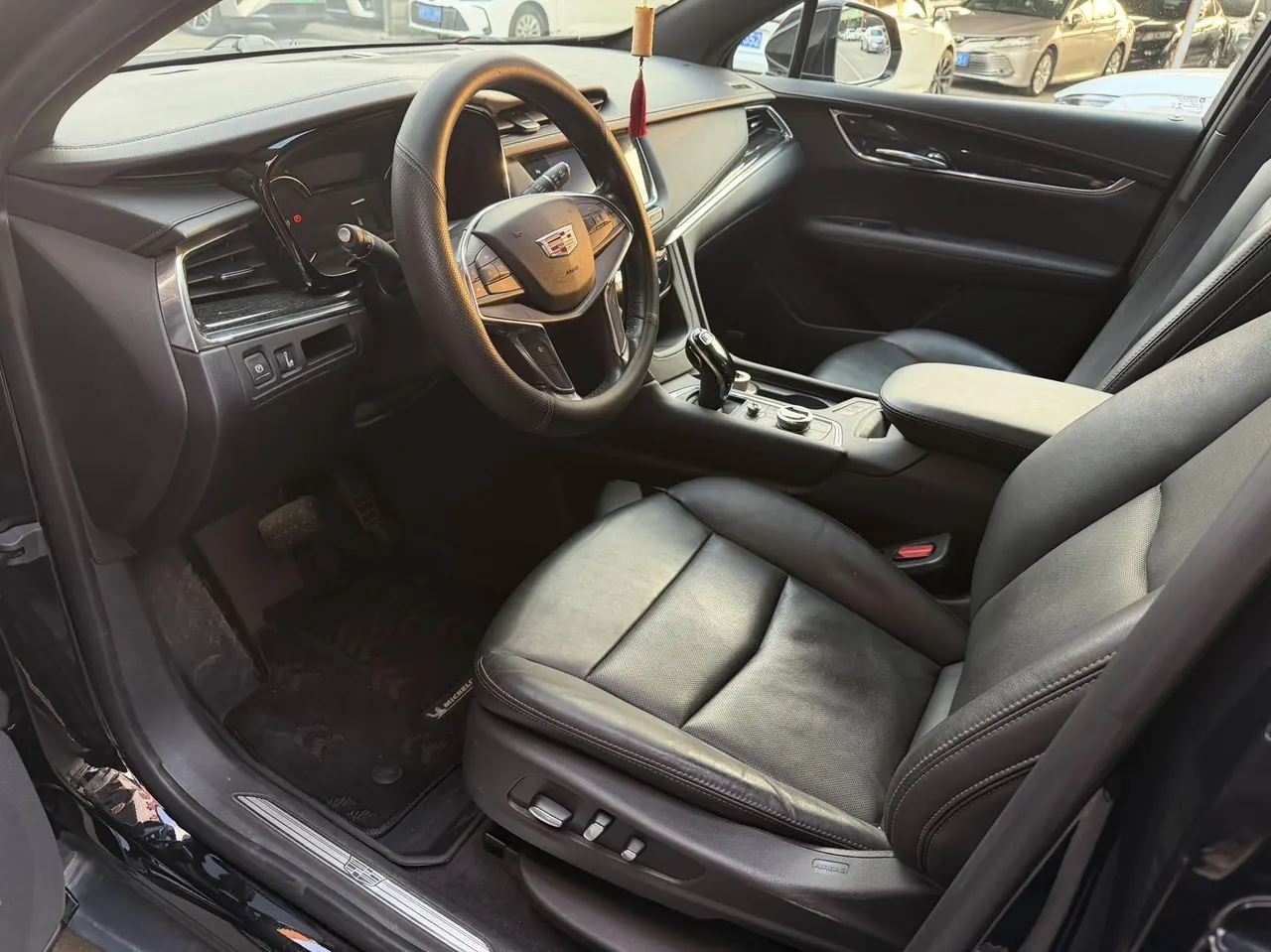 Cadillac 2020 XT5 2.0T 28T 4-wheel drive luxury automatic gear 4