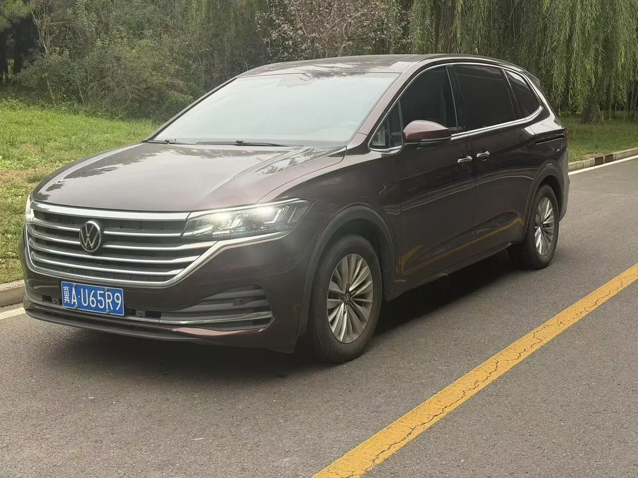Открыть галерею: Volkswagen 2020 models of Wei ran (Viloran) 2.0TSI 330TSI business edition automatic gear