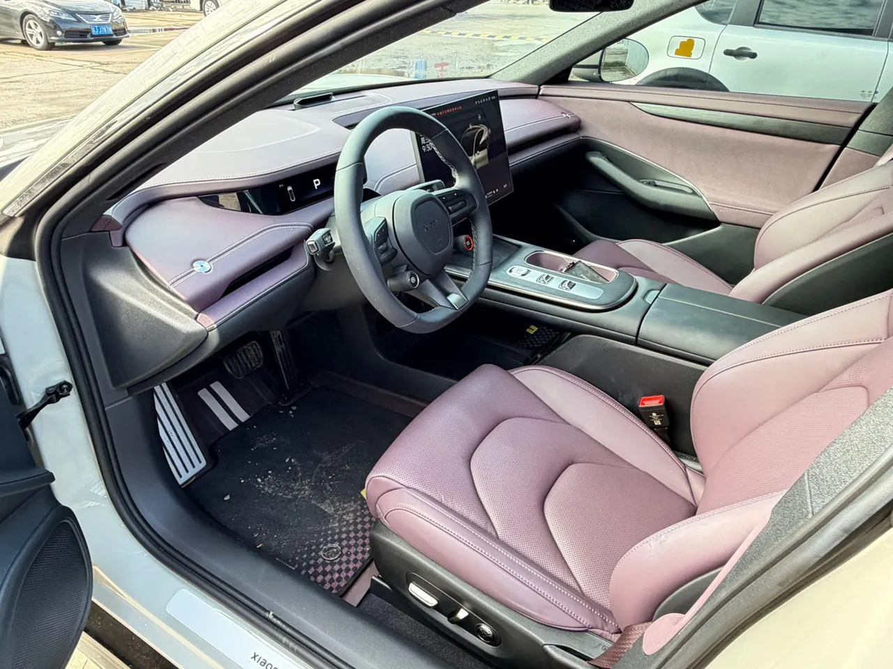 MI 2024 SU 7 830km Rear Drive Ultra Long Endurance High-end Smart Drive Pro Edition Automatic Gear 2