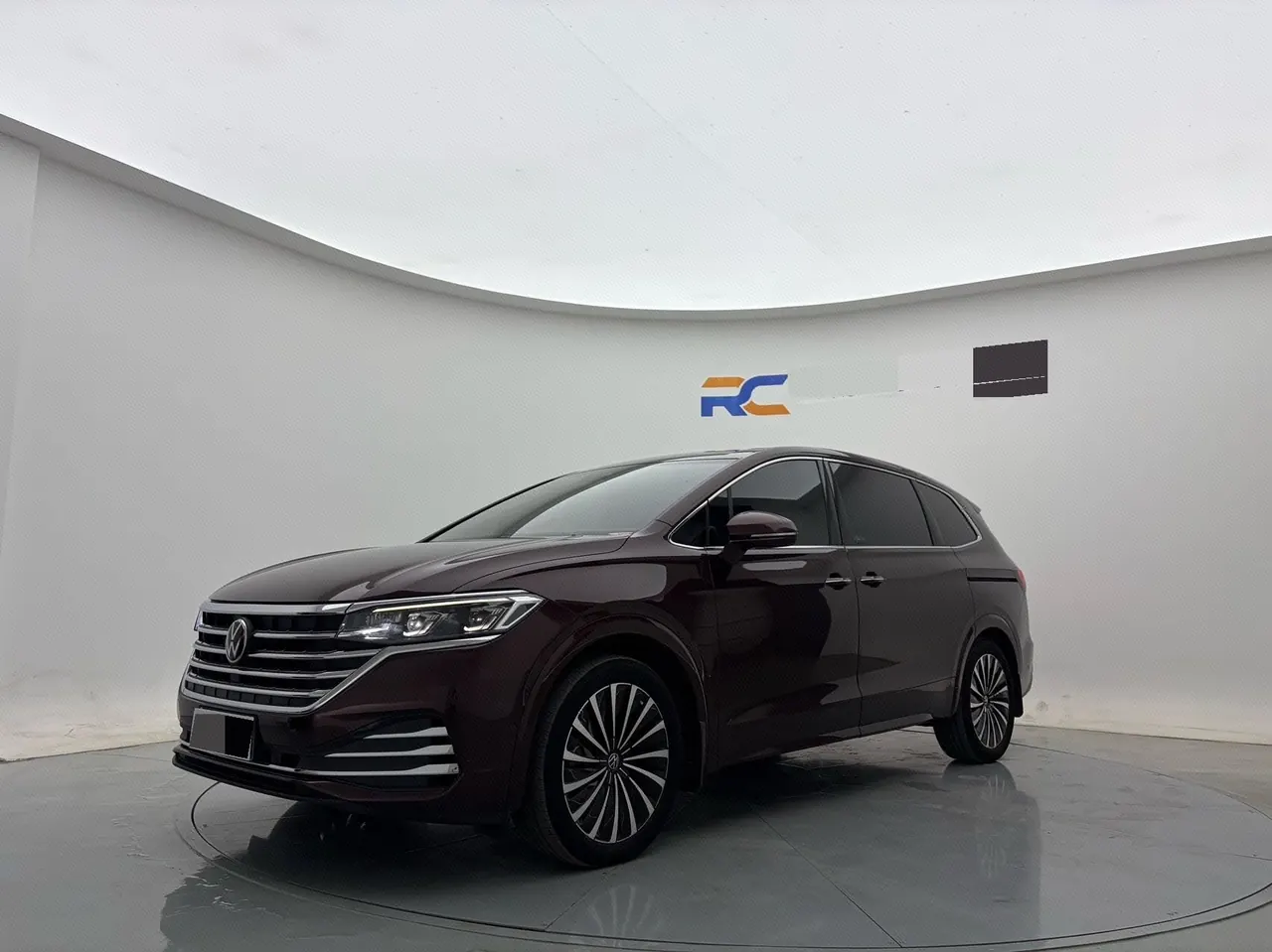 Открыть галерею: Volkswagen 2024 models of Viran (Viloran) 2.0TSI 330TSI Deluxe Edition Automatic Gear