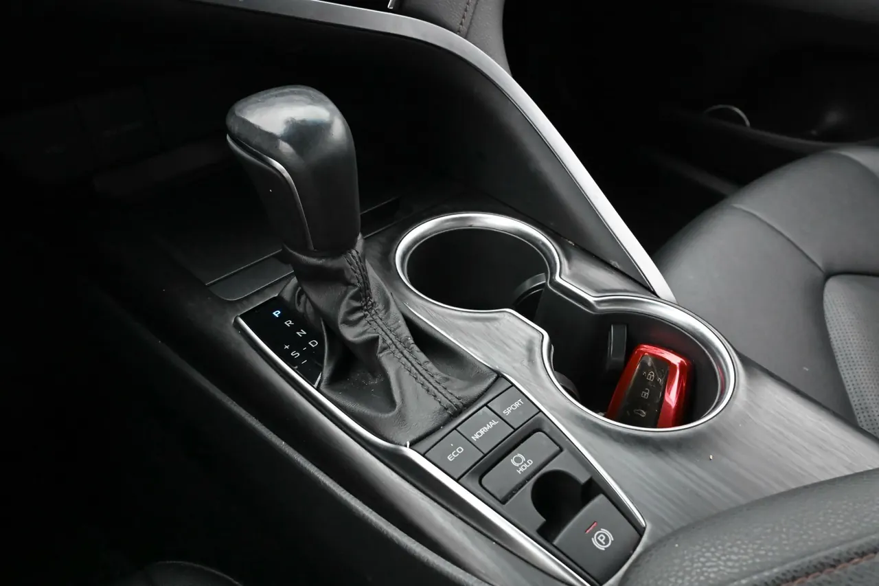 Toyota 2021 Camry 2.5G Deluxe Edition Automatic Gear 13