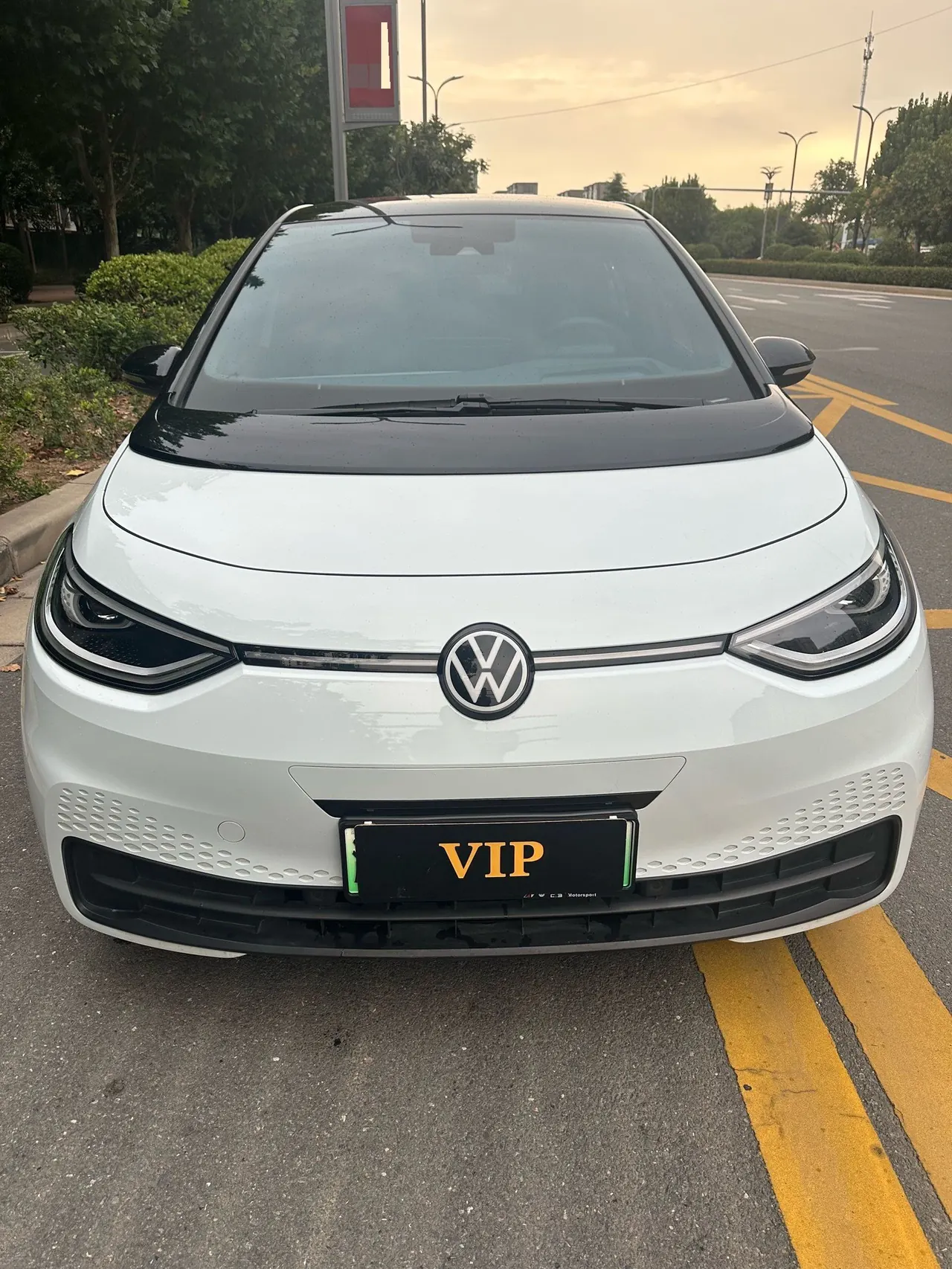 Volkswagen 2021 ID. 3 Pro Extremely Intelligent Automatic 2