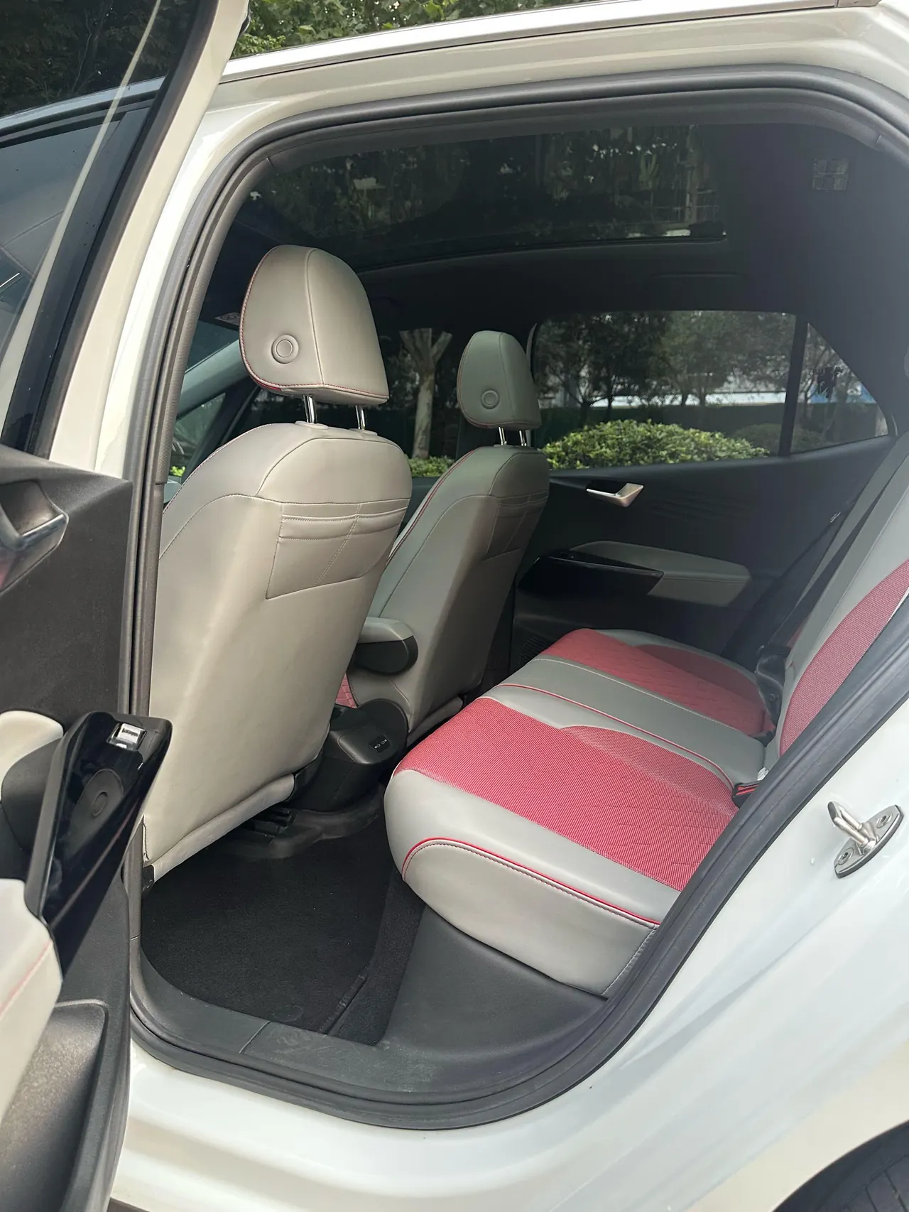 Volkswagen 2021 ID. 3 Pro Extremely Intelligent Automatic 5