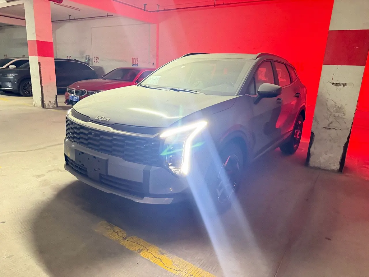 Kia 2026 Lion Platinum Extension 1.5T Two-Drive Deluxe Edition Automatic Gear - View 1