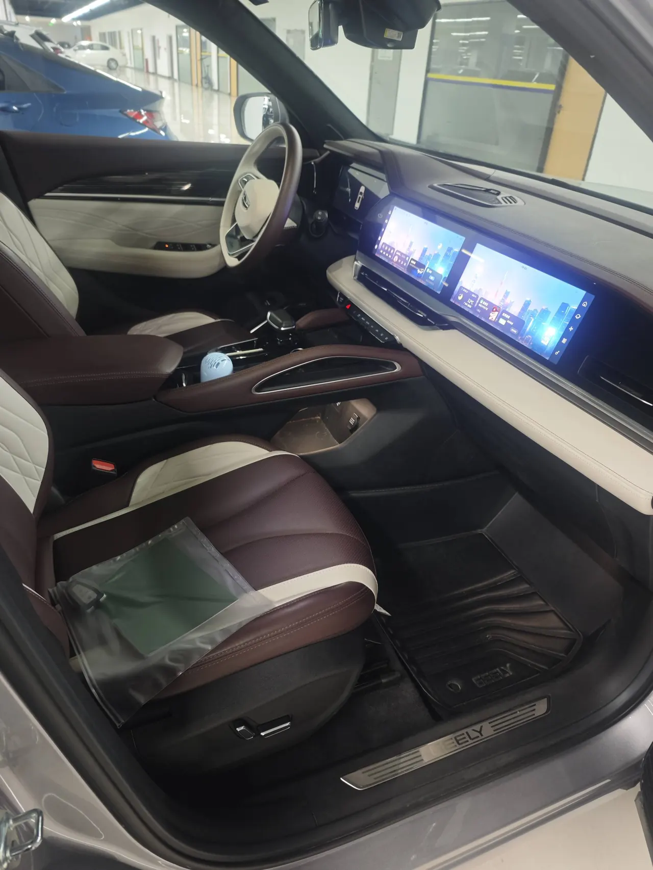Geely 2021 XingyueL (Monjaro) 2.0TD high-power four-wheel drive flagship automatic transmission 4
