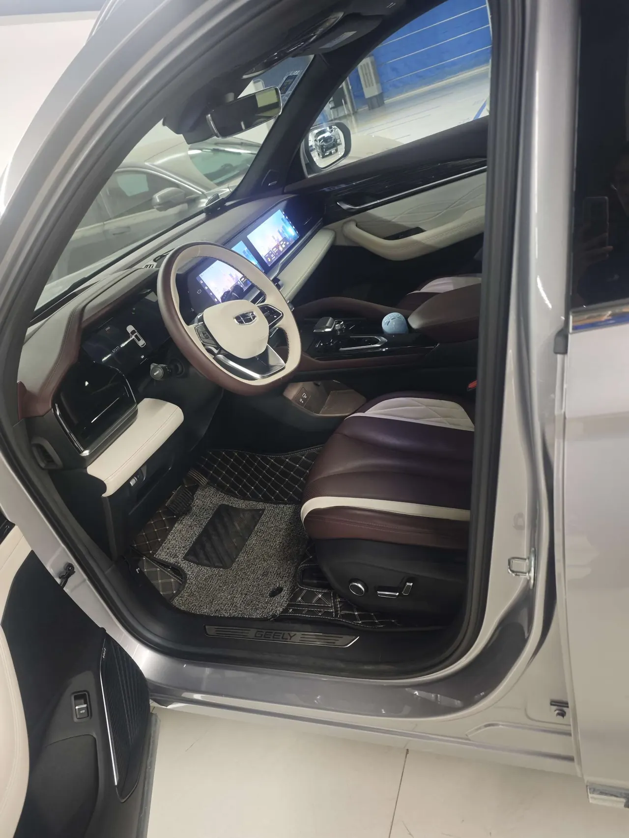 Geely 2021 XingyueL (Monjaro) 2.0TD high-power four-wheel drive flagship automatic transmission 5