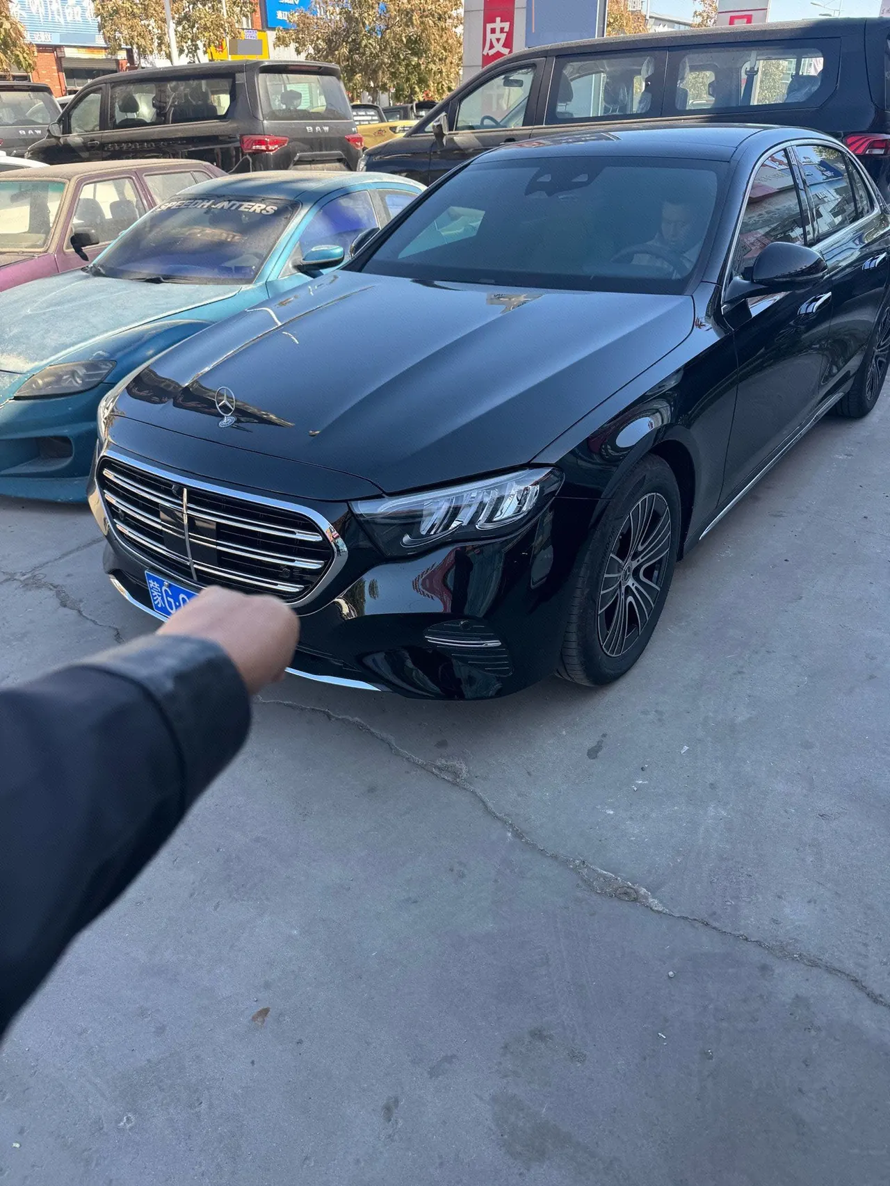 Открыть галерею: Mercedes Benz E Class 2026 E 260 L 48V 2.0T (modified) automatic gear