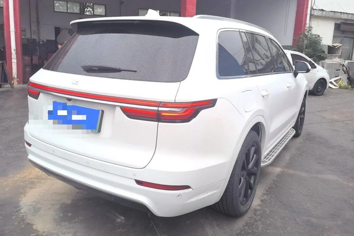 Li 2020 ONE 1.2T extended range 6-seat automatic gear 2