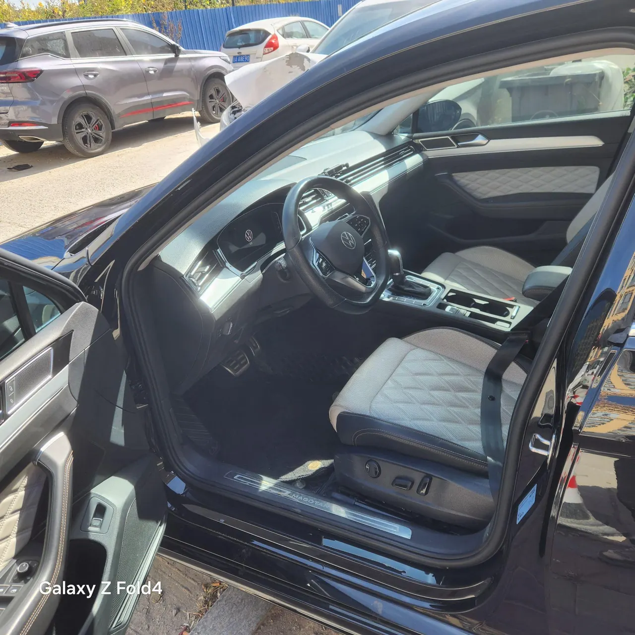 Volkswagen 2020 Magotan 2.0TSI 330TSI luxury automatic transmission 2