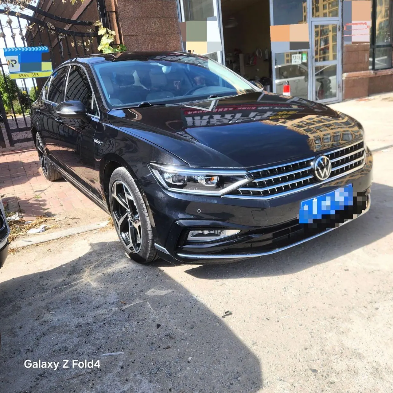 Volkswagen 2020 Magotan 2.0TSI 330TSI luxury automatic transmission 5