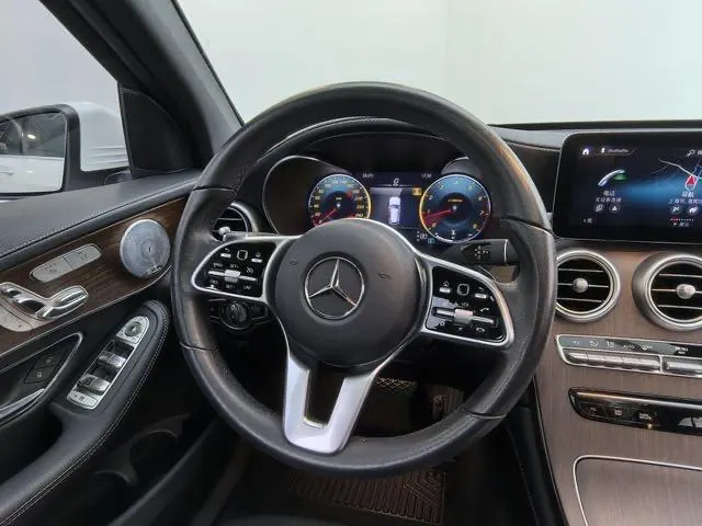 Mercedes Benz 2021 GLC 300 L 4MATIC 2.0T Dynamic Automatic 3