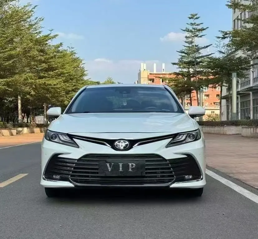 Toyota 2021 Camry 2.0G Stepless Deluxe Edition Automatic Gear 2