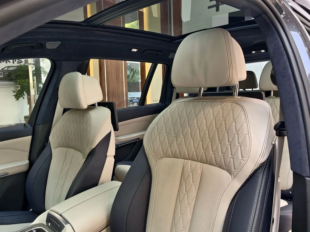 BMW X7 (Imported) 2020 X7 xDrive40i 3.0T Administrative M Sports Suit Automatic Gear 5