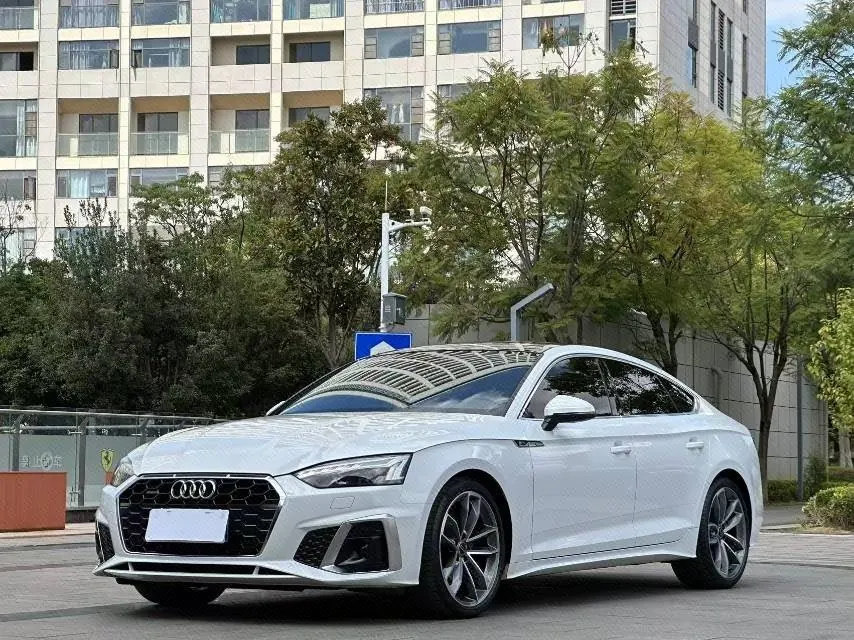 Открыть галерею: Audi A5 (Imported) 2021 A5 Sportback 2.0TFSI 40TFSI Quattro Luxury Dynamic Automatic Gear