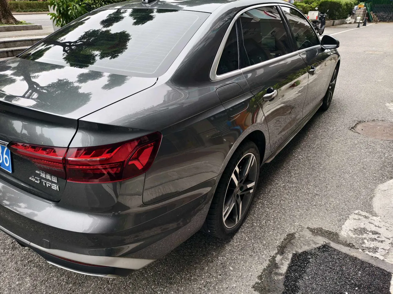 Audi 2020 A4L 2.0TFSI 40TFSI Deluxe Dynamic Automatic 2