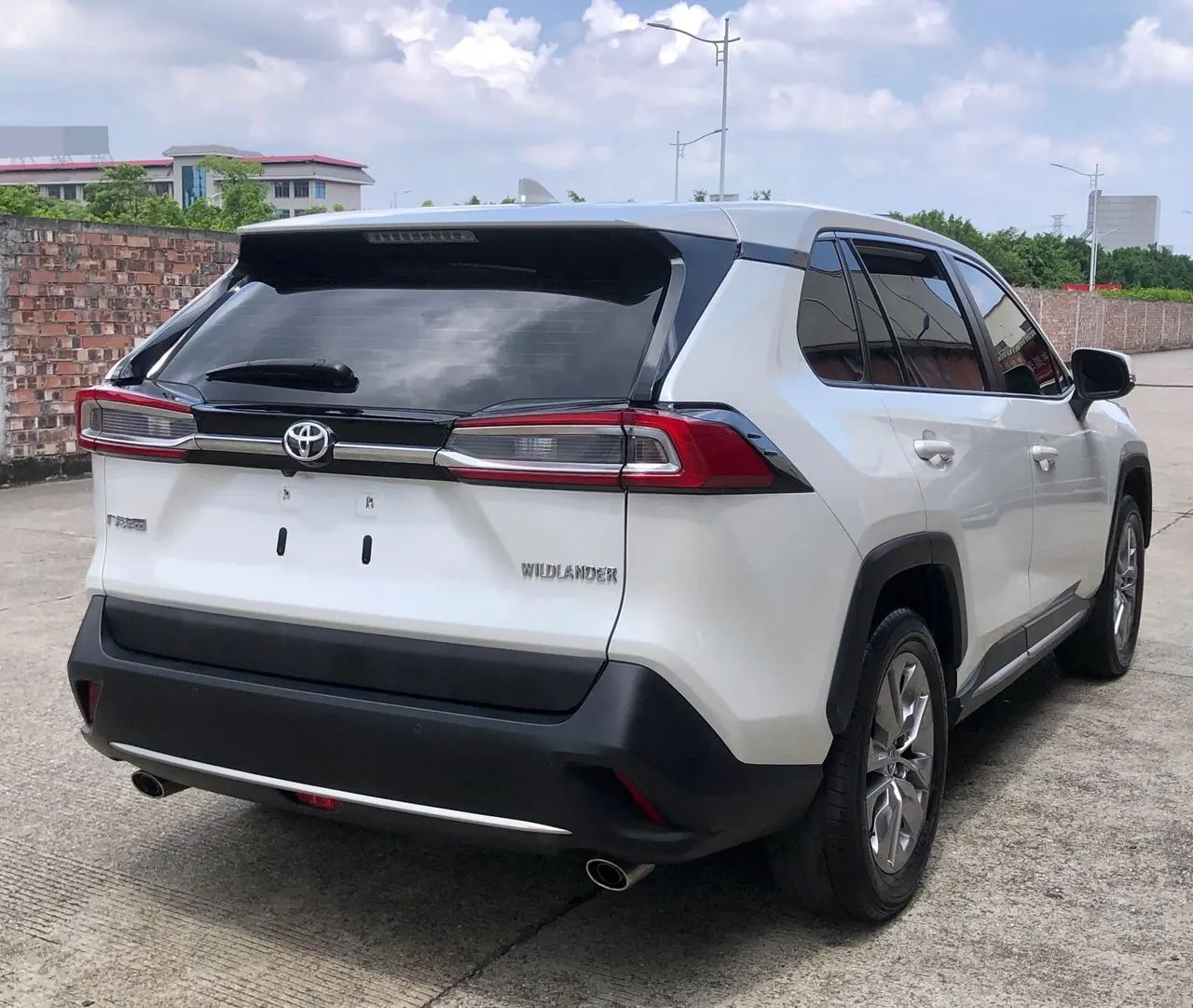 Toyota 2020 Willanda 2.0 Stepless Two-Drive Deluxe Automatic Gear 5