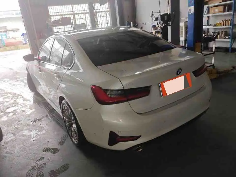 BMW 3 Series 2020 320i 2.0T Sports Suit Automatic Gear 4