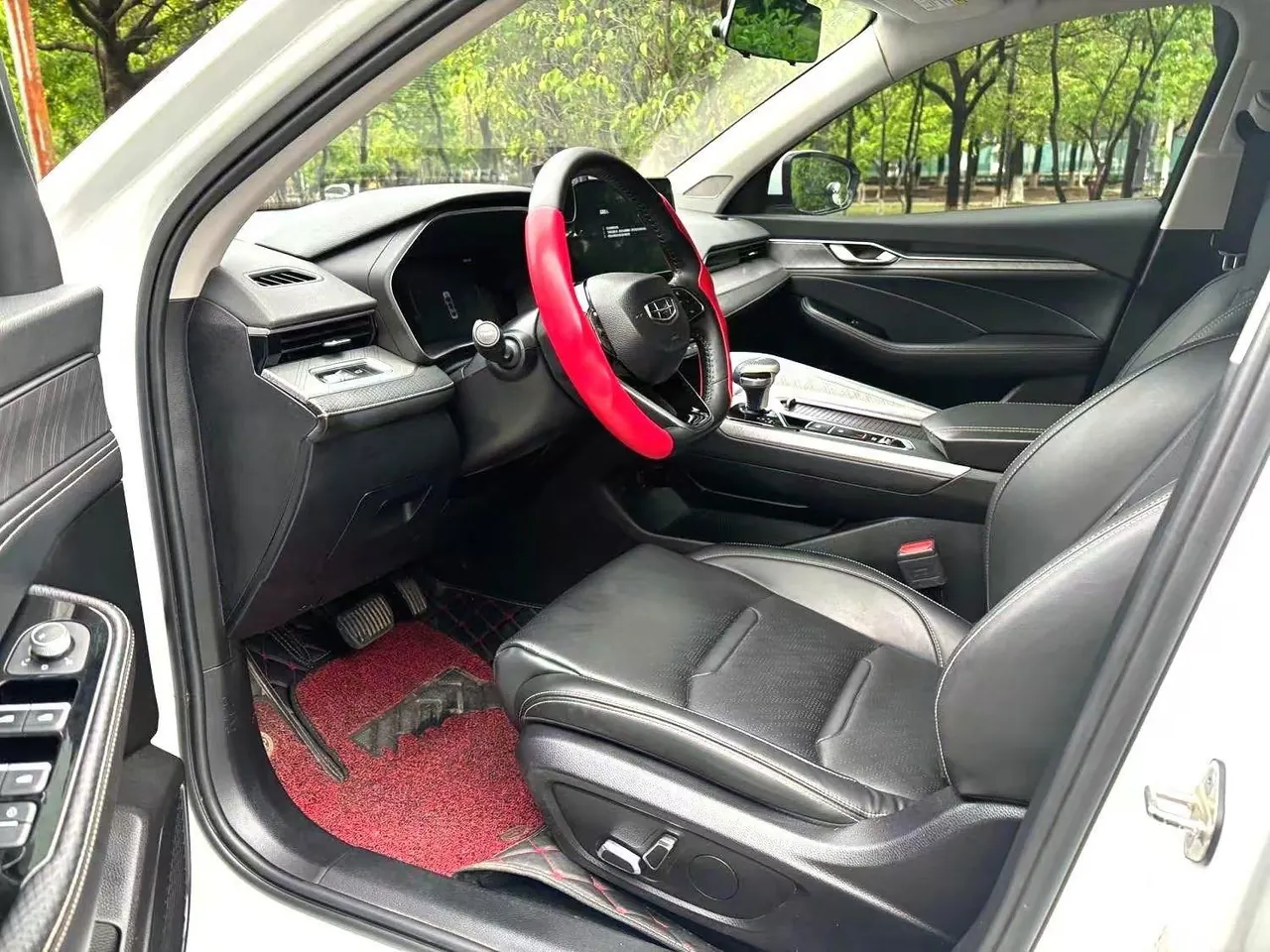 Geely 2021 xingrui 2.0T luxury automatic gear 4