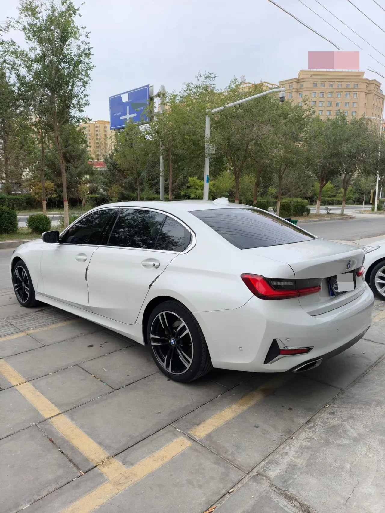 BMW 3 Series 2020 325Li 2.0T First Edition Automatic Gear 7