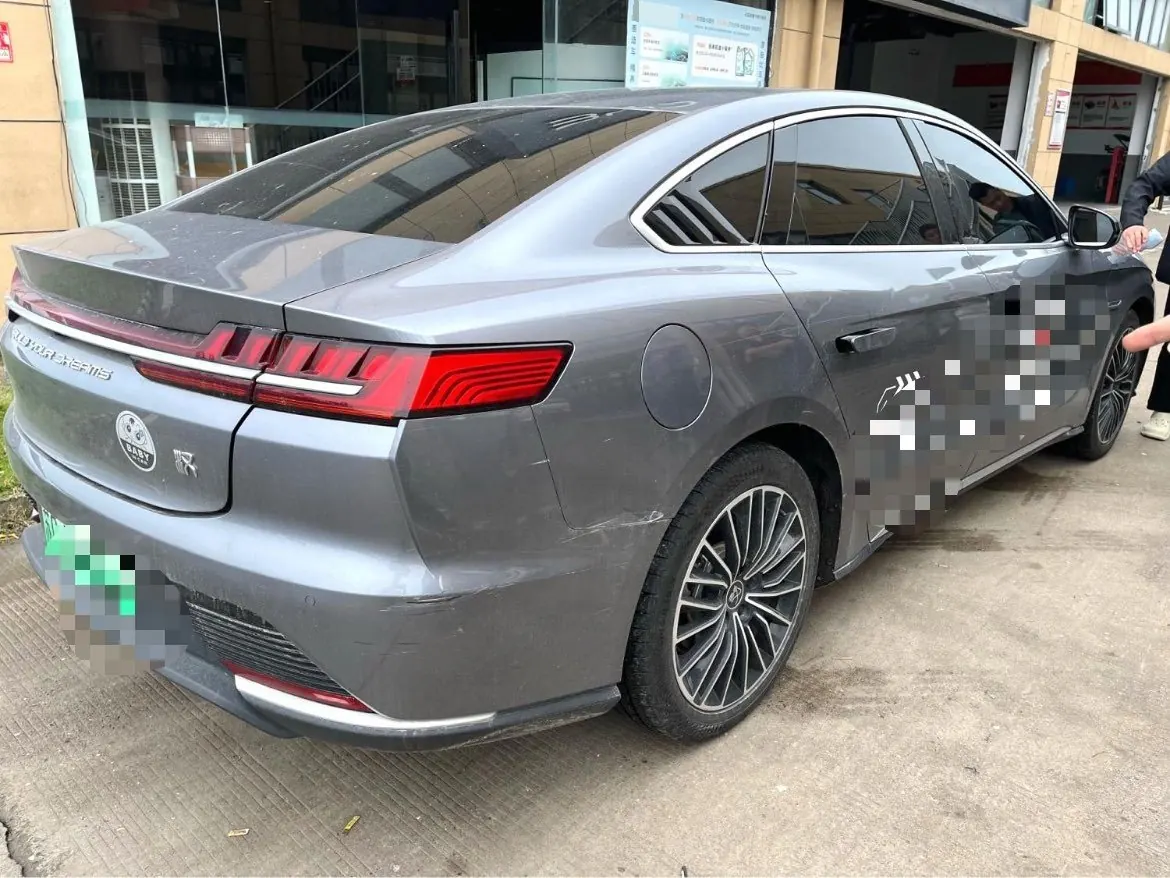 BYD 2020 Han Super Long Endurance Deluxe Automatic Transmission 4