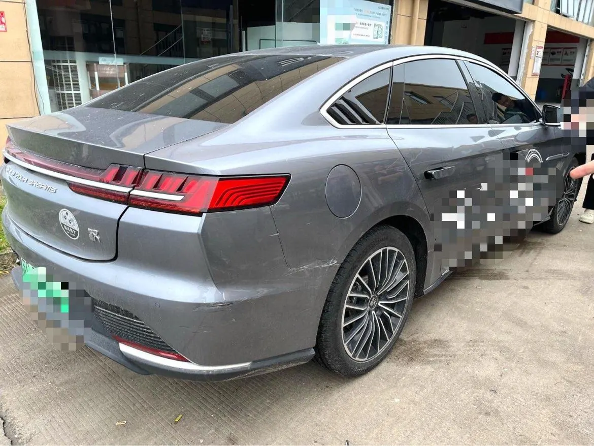BYD 2020 Han Super Long Endurance Deluxe Automatic Transmission 9