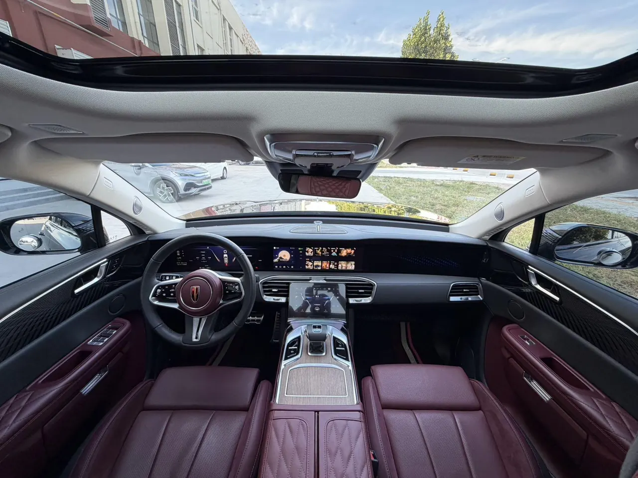 HongQi 2021 E-HS9 Flag Enjoy 6-seat Automatic Gear 8