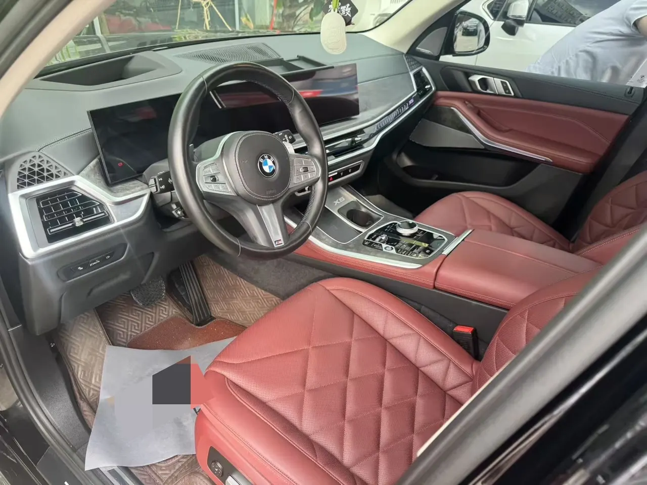 BMW 2023 X5 xDrive30Li 48V 2.0T exclusive m sports obsidian night suit automatic gear 2