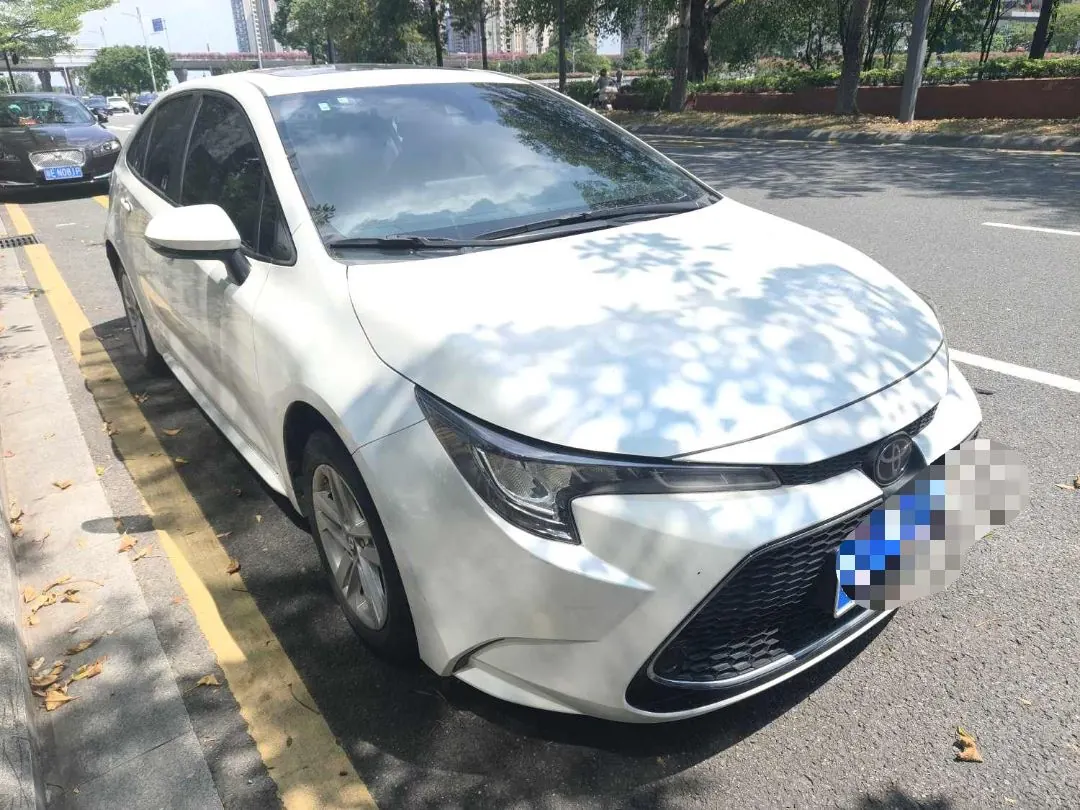 Toyota 2021 Lei Ling 1.2T Stepless 185T Deluxe Automatic Gear 3