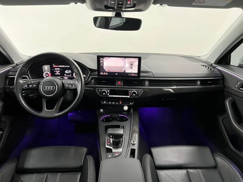 Audi 2020 A4L 2.0TFSI 40TFSI Deluxe Dynamic Automatic 2