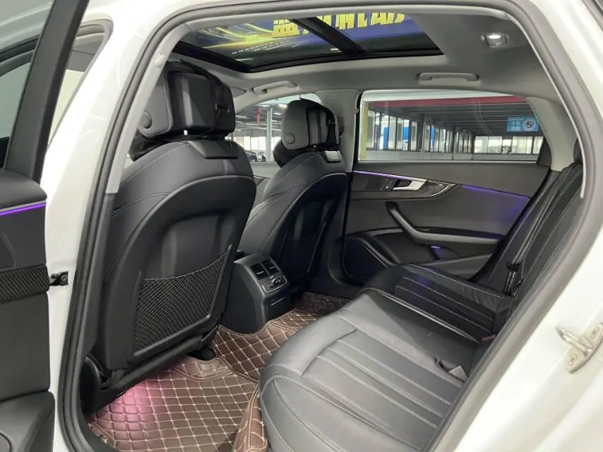 Audi 2020 A4L 2.0TFSI 40TFSI Deluxe Dynamic Automatic 3