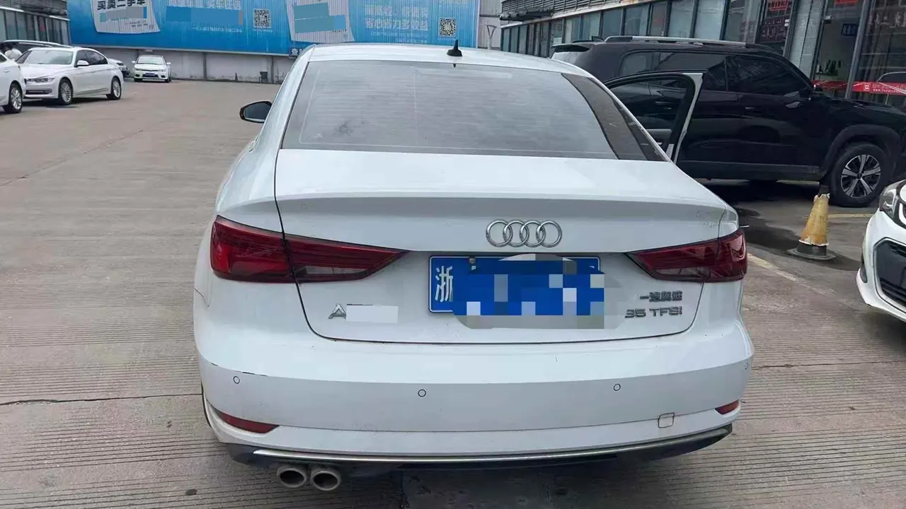 Audi 2020 A3 Limousine 1.4TFSI 35TFSI aggressive automatic gear 4