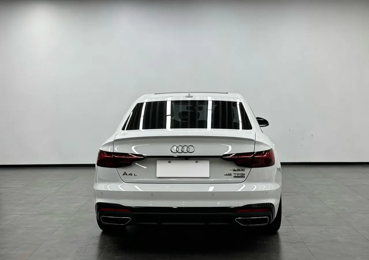 Audi 2020 A4L 2.0TFSI 45TFSI Quattro Selected Dynamic Automatic 4