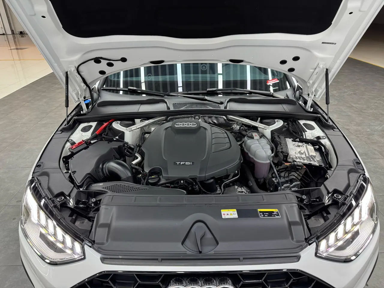 Audi 2020 A4L 2.0TFSI 45TFSI Quattro Selected Dynamic Automatic 7