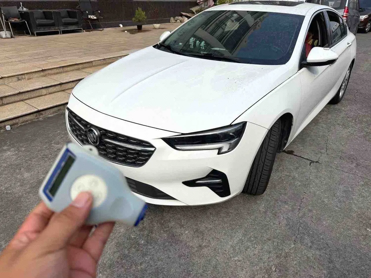 Открыть галерею: Buick 2020 Regal 1.5T 552T Elite Automatic Gear