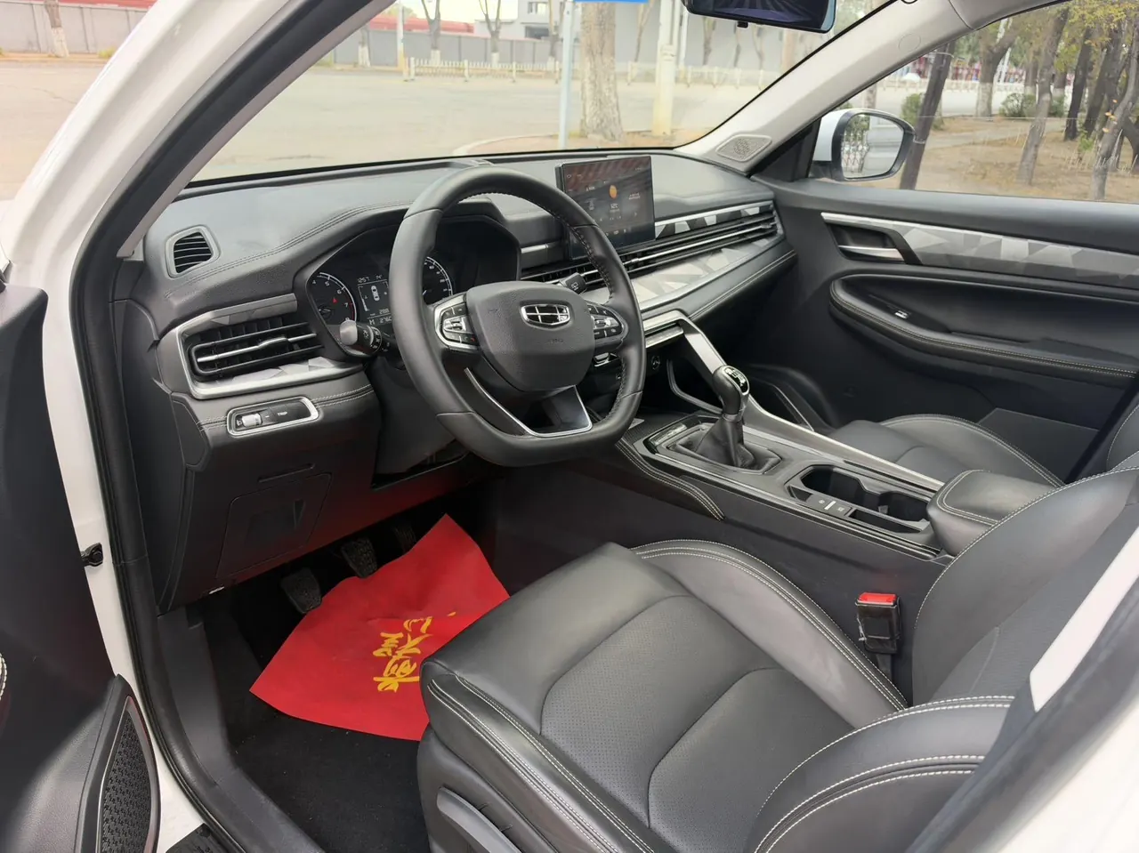 Geely Vision SUV(X6) 2021 Vision X6 Pro 1.4T Honorable Manual Gear 7